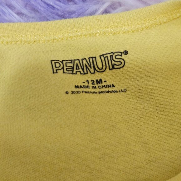 Snoopy Onesie Baby Boy Size 12 months - Picture 4 of 7